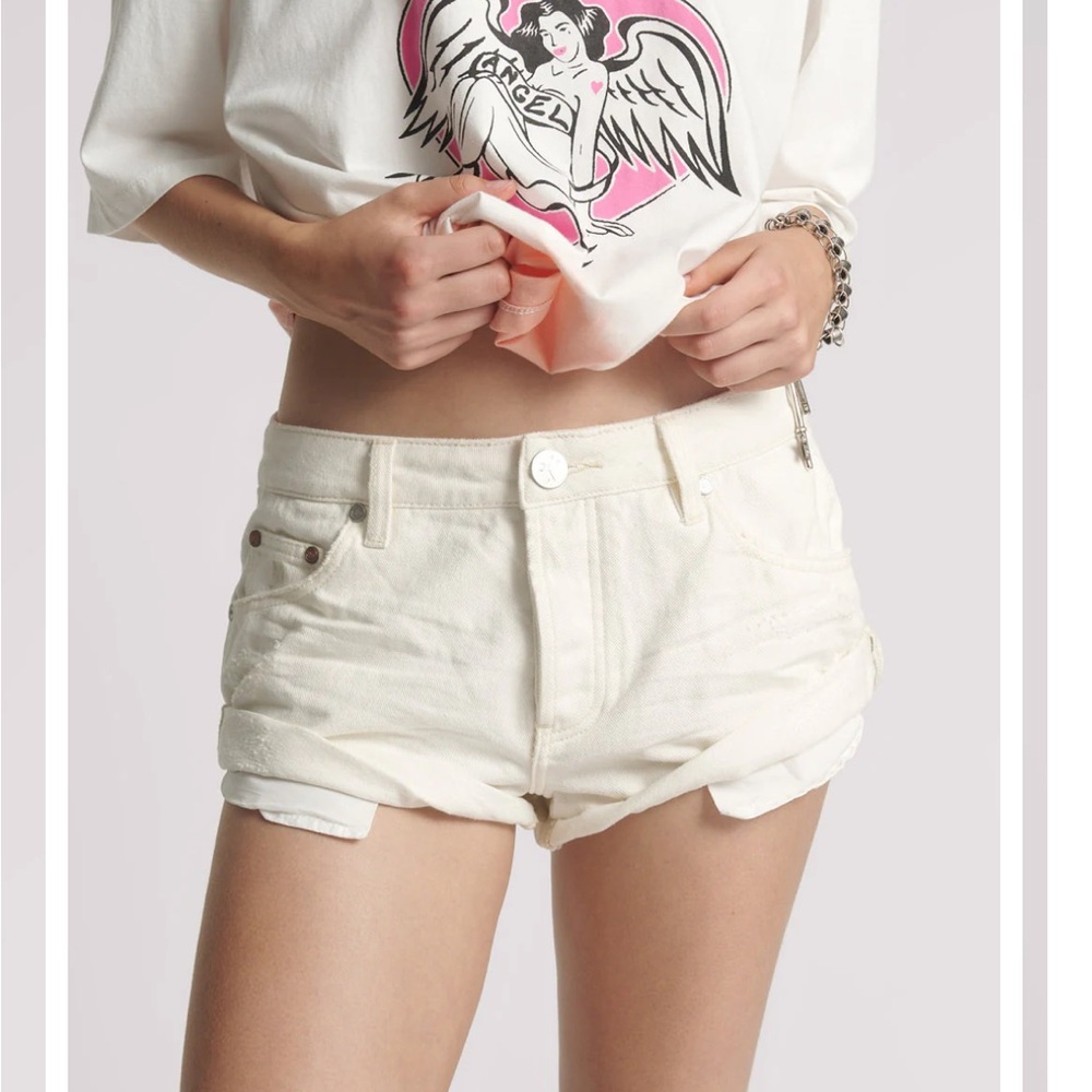 BRAND NEW One Teaspoon Bandits Low Waist Denim Shorts - Milk White - Size 24